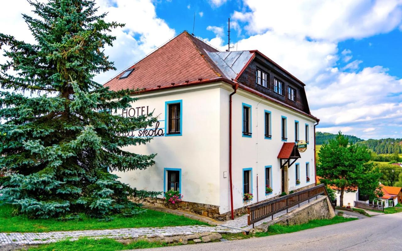 Hotel Stara Skola Na Sumave Hořice na Šumavě Exterior foto